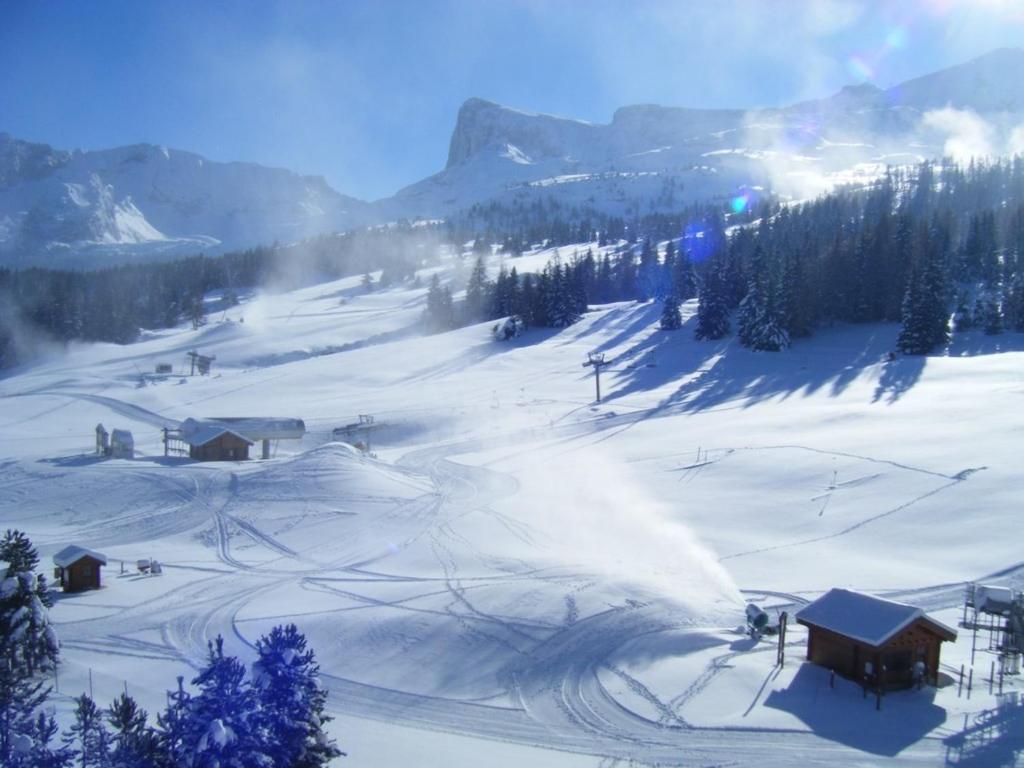 Studio Aux Pieds Des Pistes Saint-Étienne-en-Dévoluy Extérieur photo